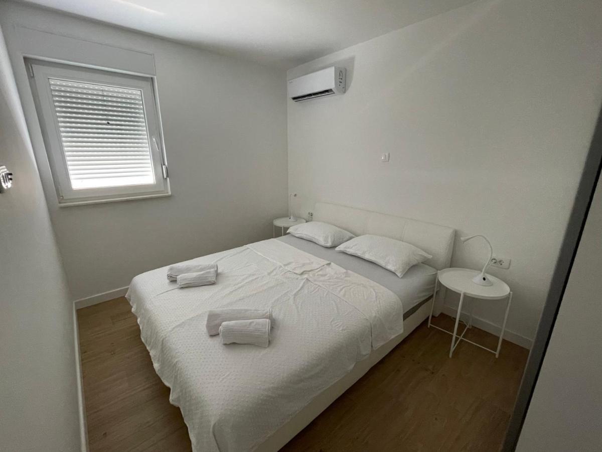 Galeria Apartment Podstrana Exterior photo